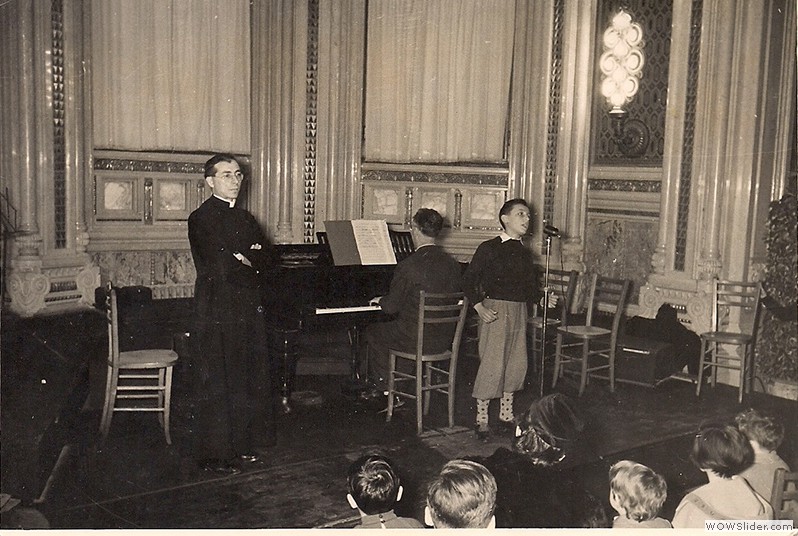 Foto storica 12 dicembre 1954 il giovanissimo Cardinal Tonini con Vittorio